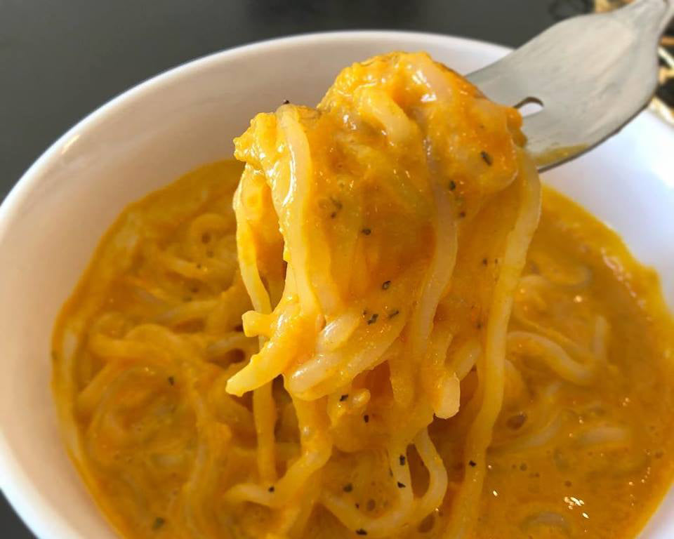 Cheesy Vegan Noodles